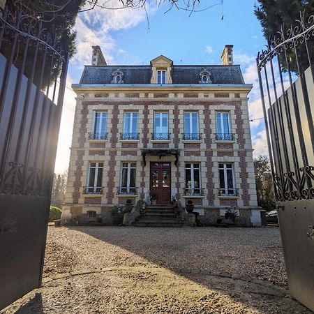 Bézu-Saint-Éloi Le Domaine Des Pres Du Hom B&B 외부 사진