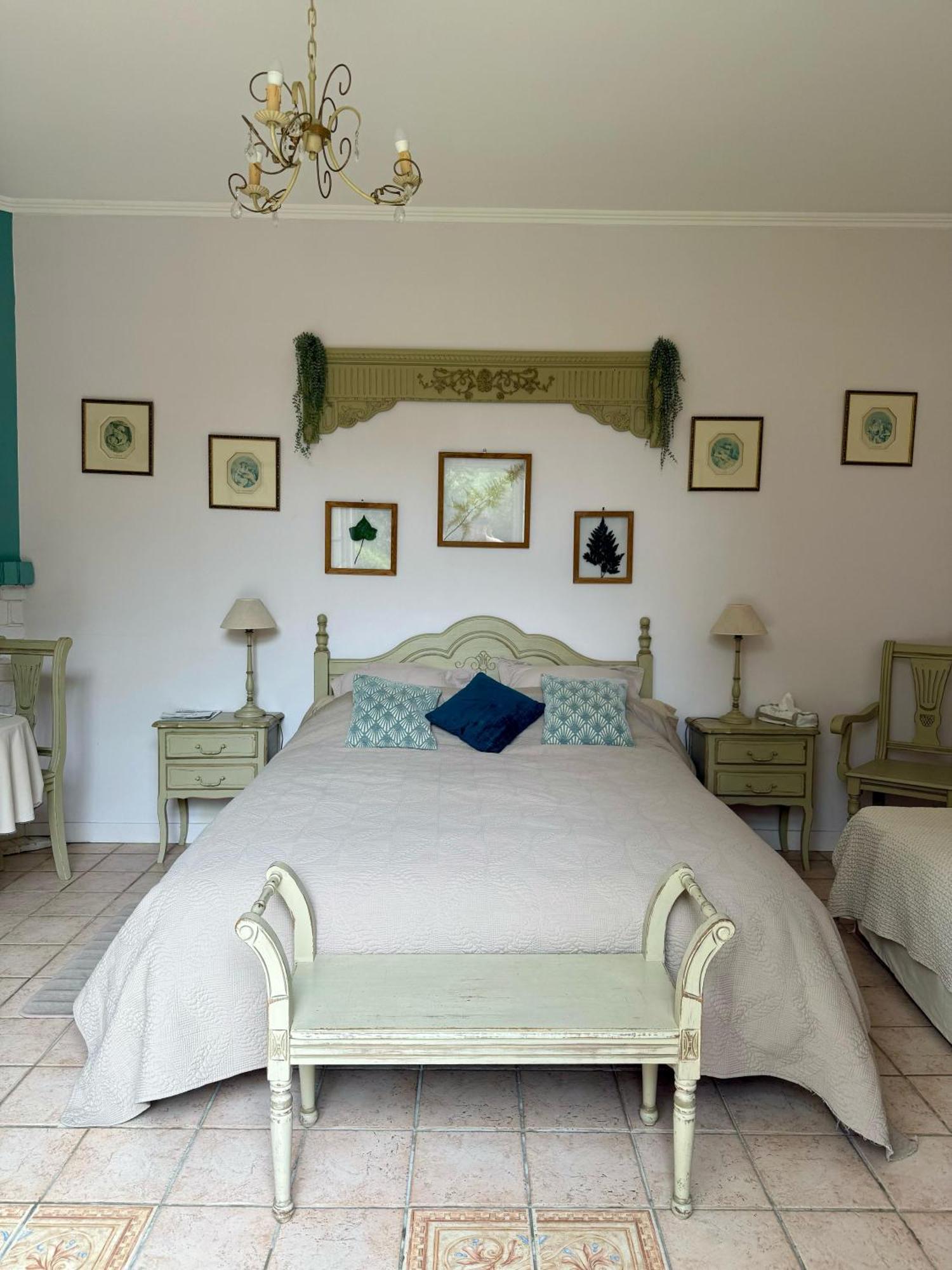 Bézu-Saint-Éloi Le Domaine Des Pres Du Hom B&B 외부 사진